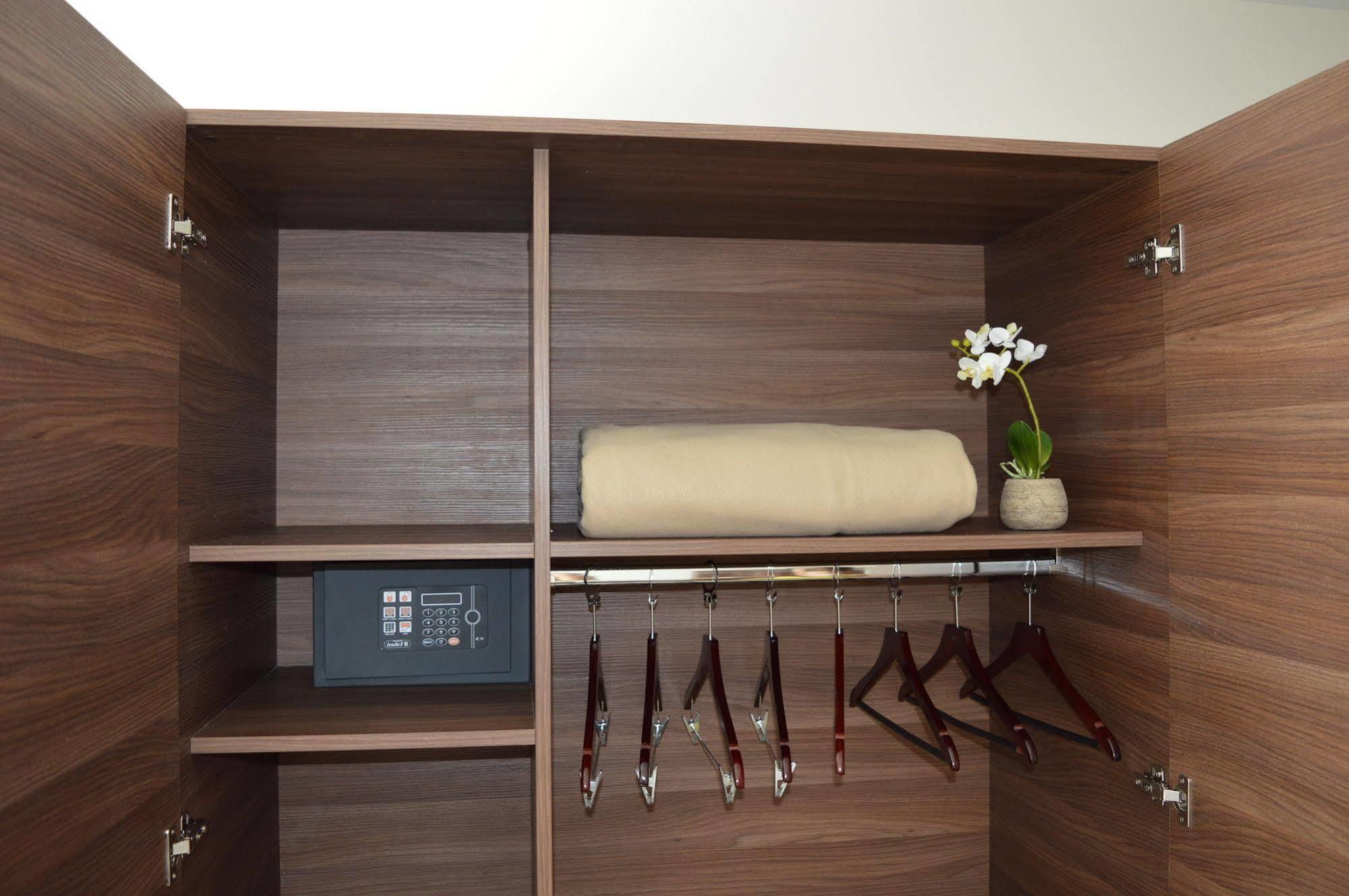 בסטיה Hotel Port Toga מראה חיצוני תמונה